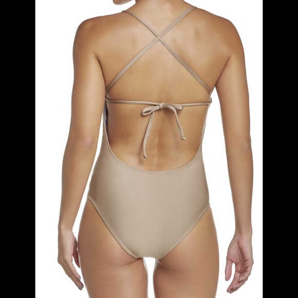PilyQ Sandstone Farrah One piece NWT - Picture 4 of 14